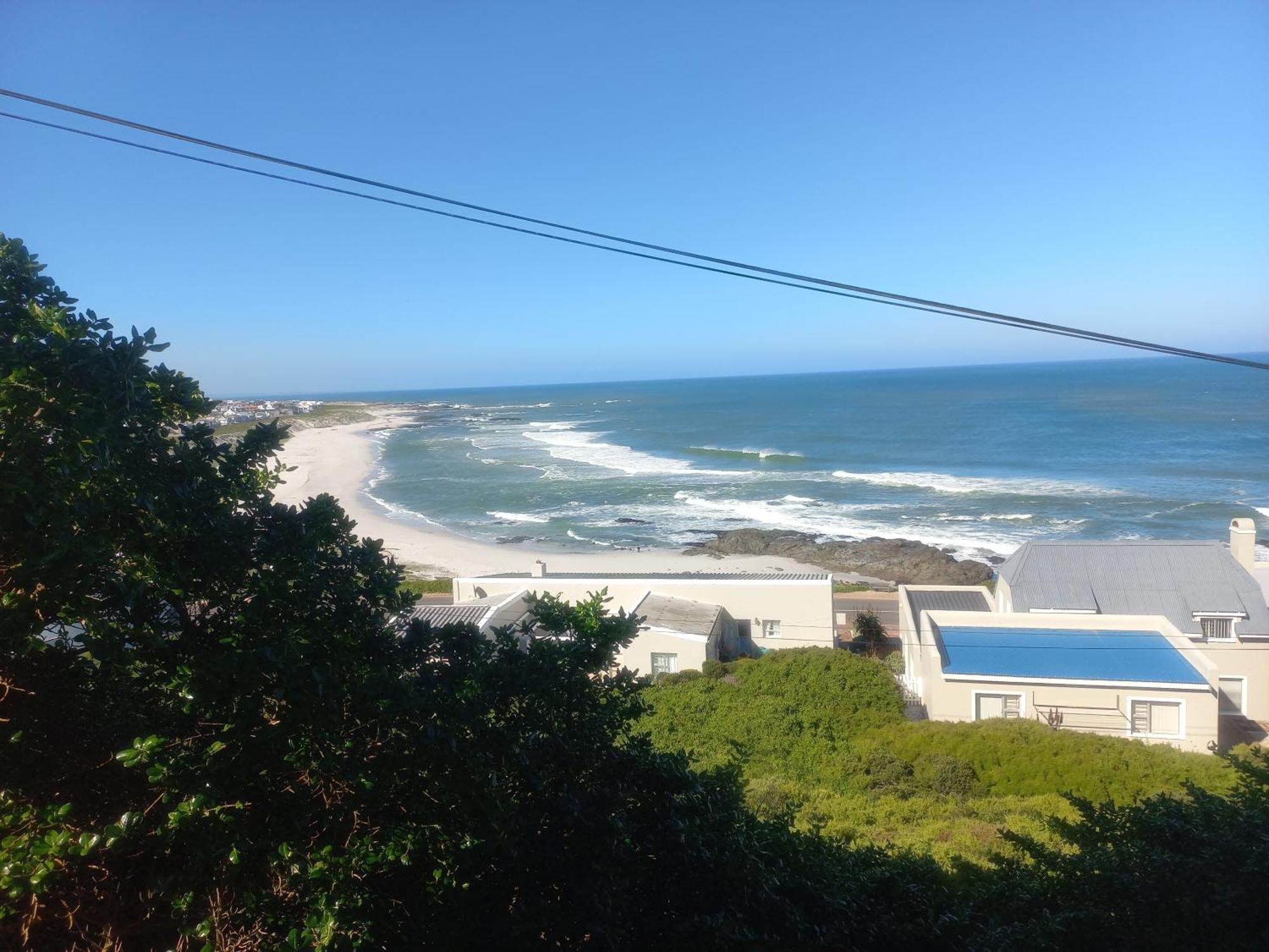 Swept Away Guesthouse - No-Loadshedding Yzerfontein Exterior foto